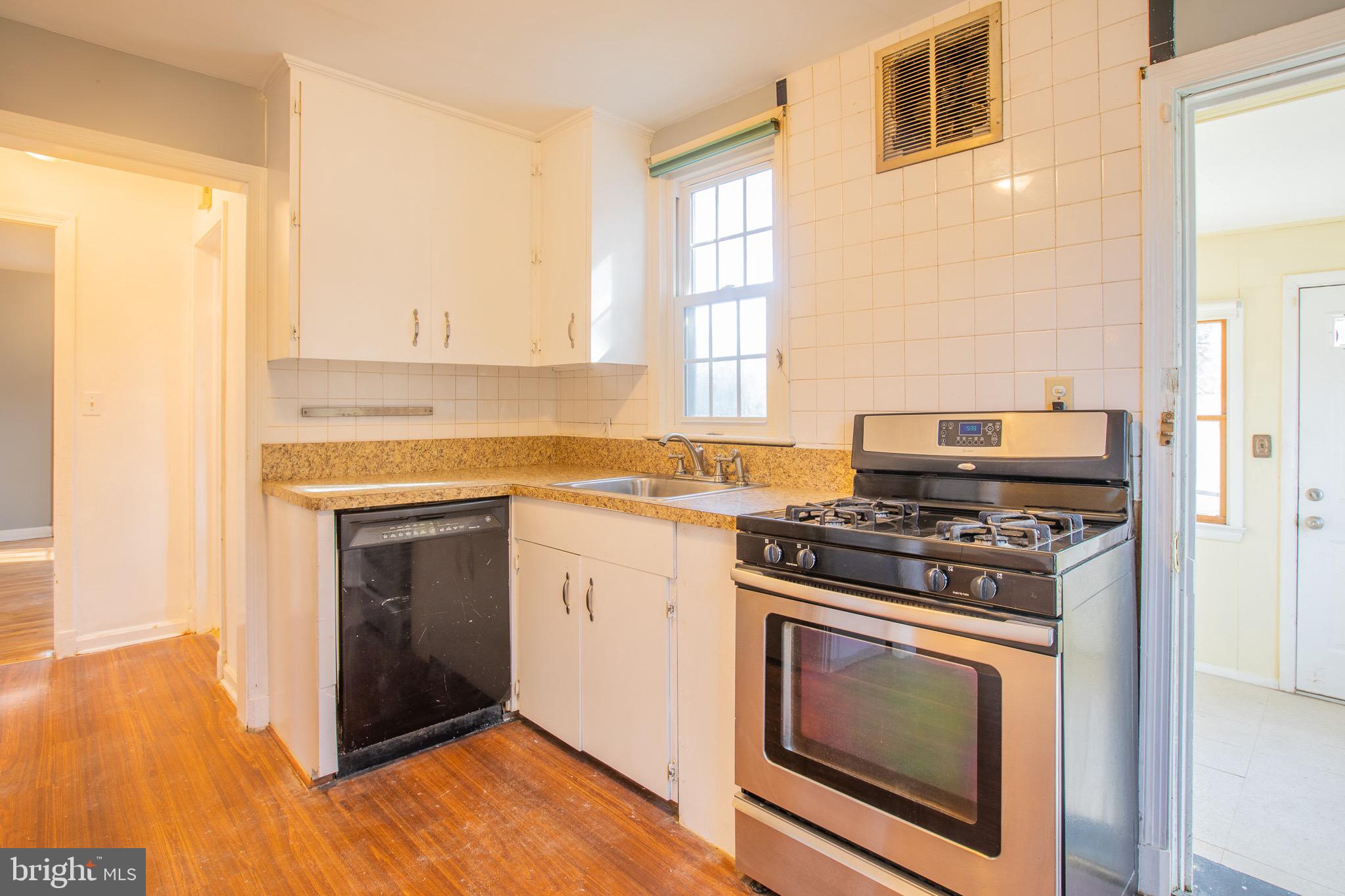 SILVER SPRING - Residential Lease