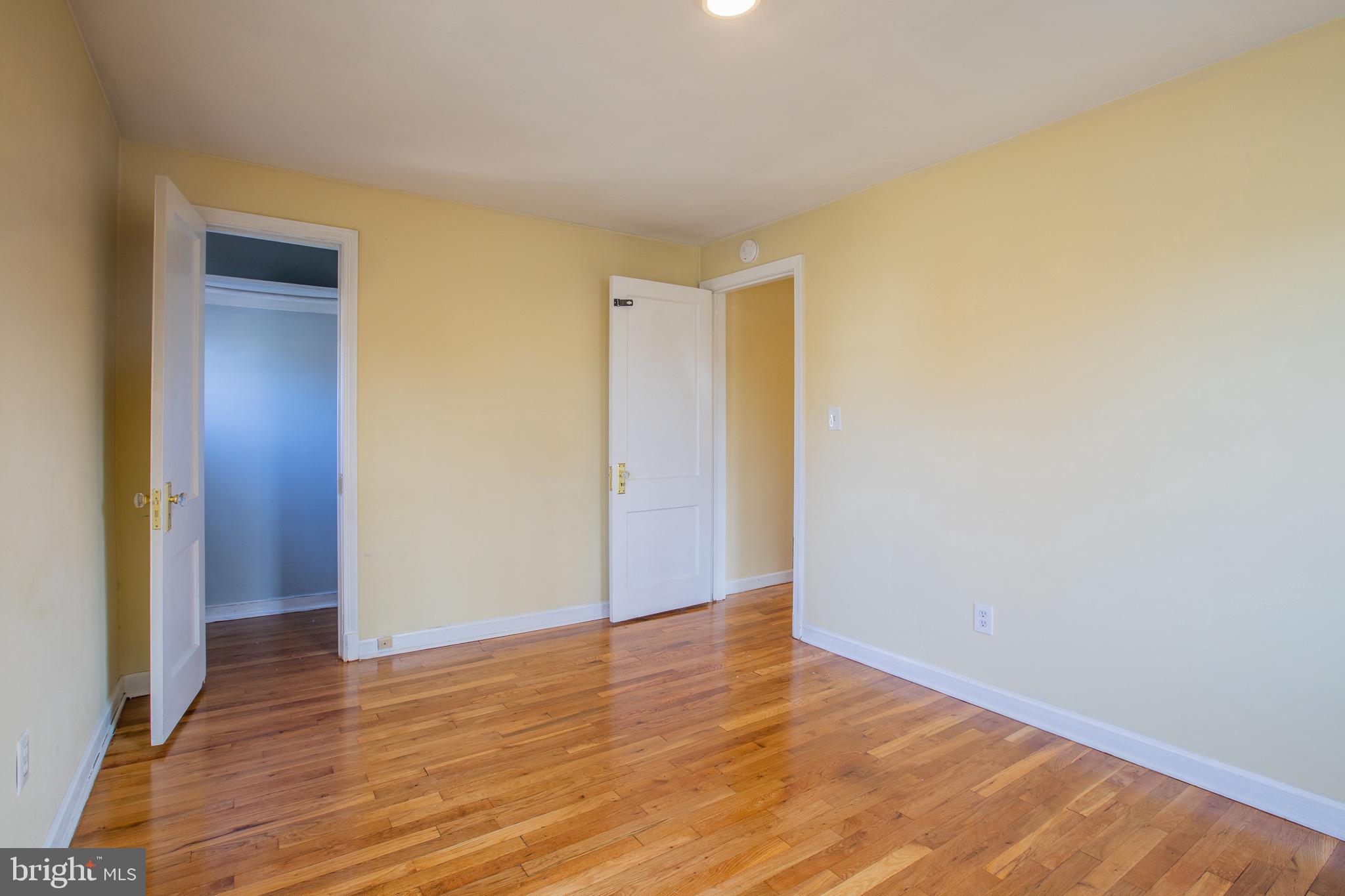 SILVER SPRING - Residential Lease