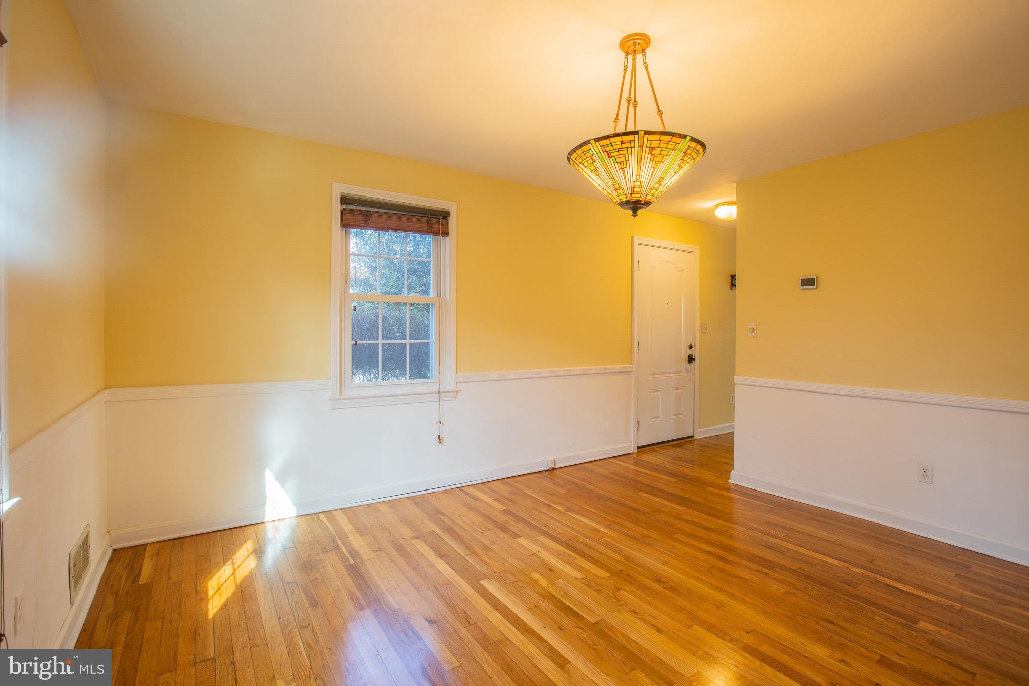 SILVER SPRING - Residential Lease