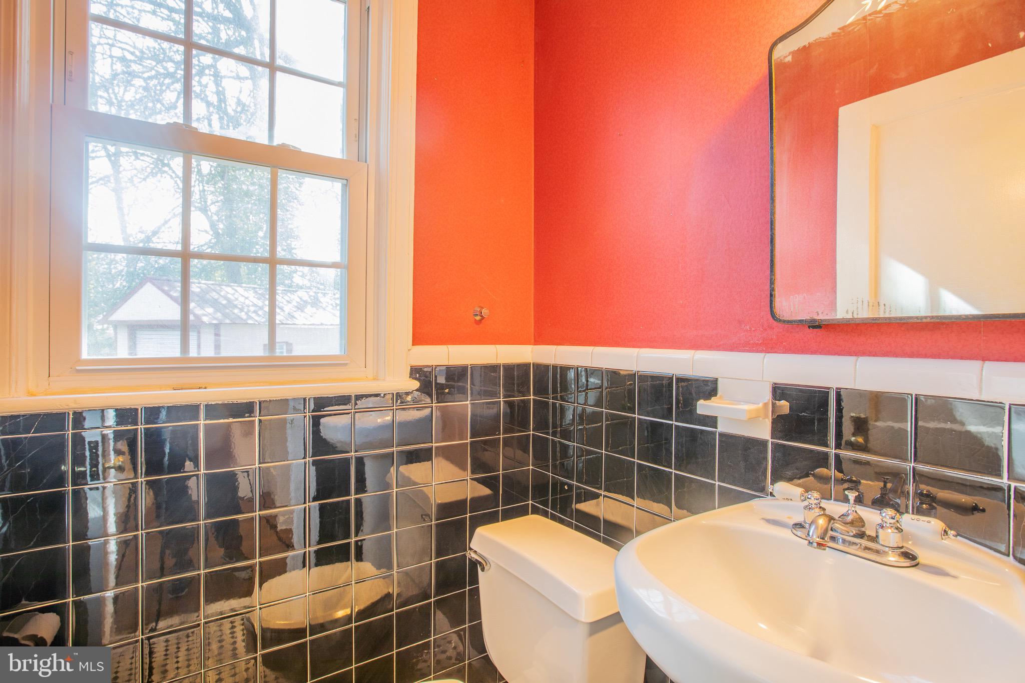 SILVER SPRING - Residential Lease