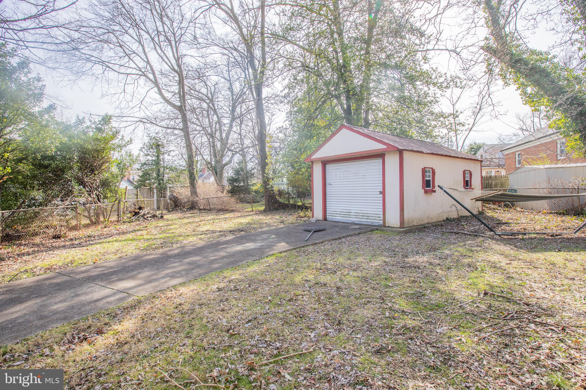 SILVER SPRING - Residential Lease