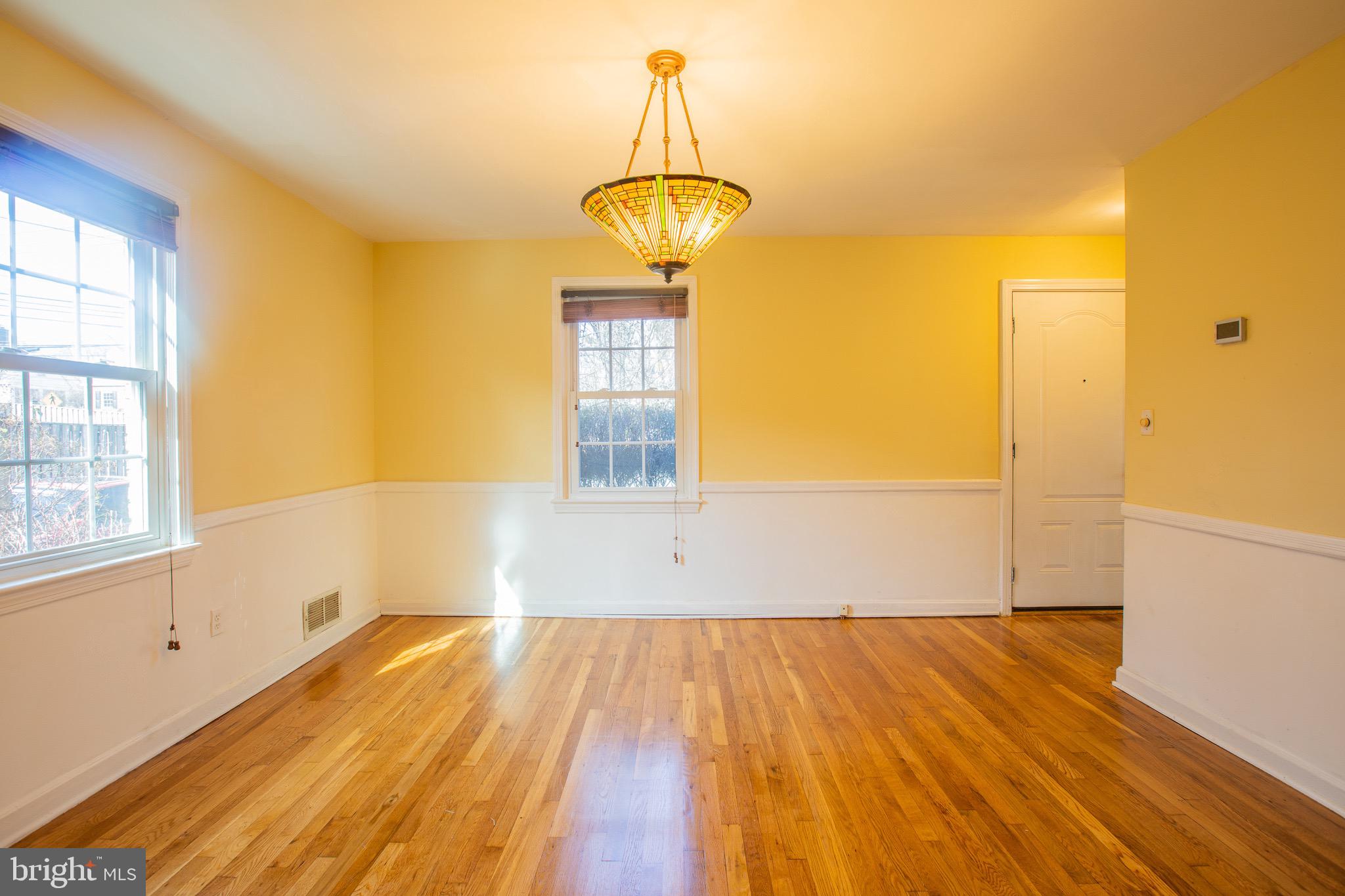 SILVER SPRING - Residential Lease