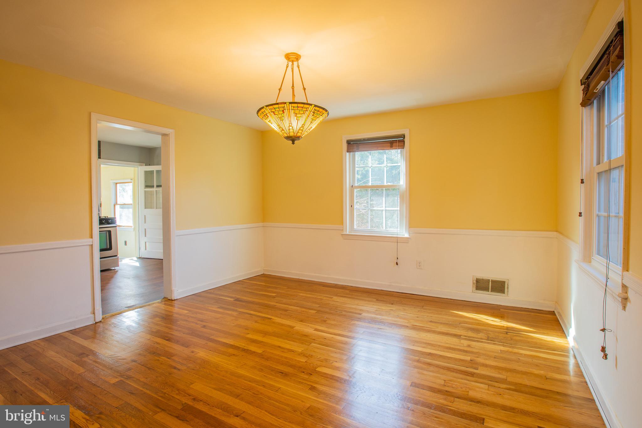 SILVER SPRING - Residential Lease