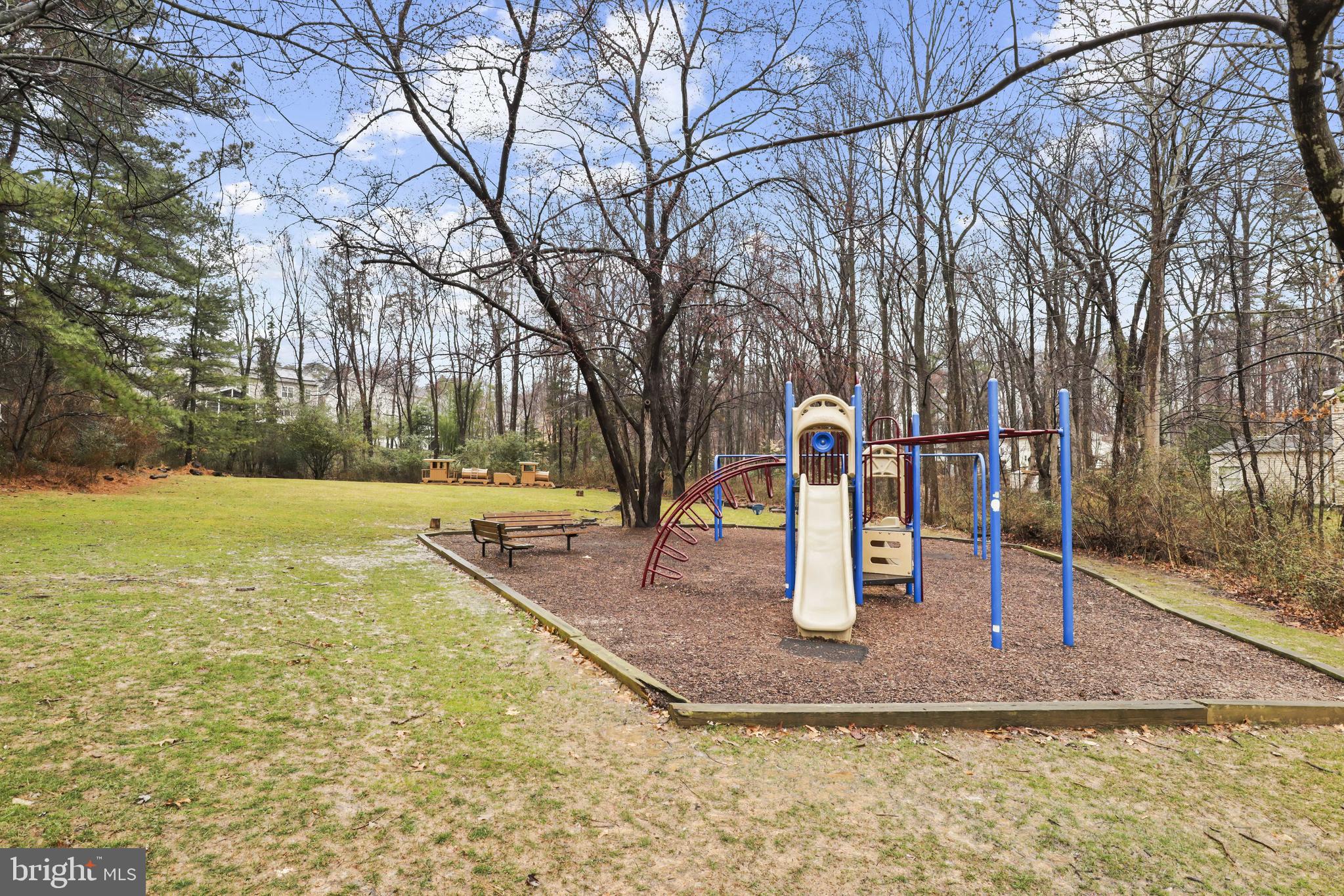 BRIARWOOD - Residential