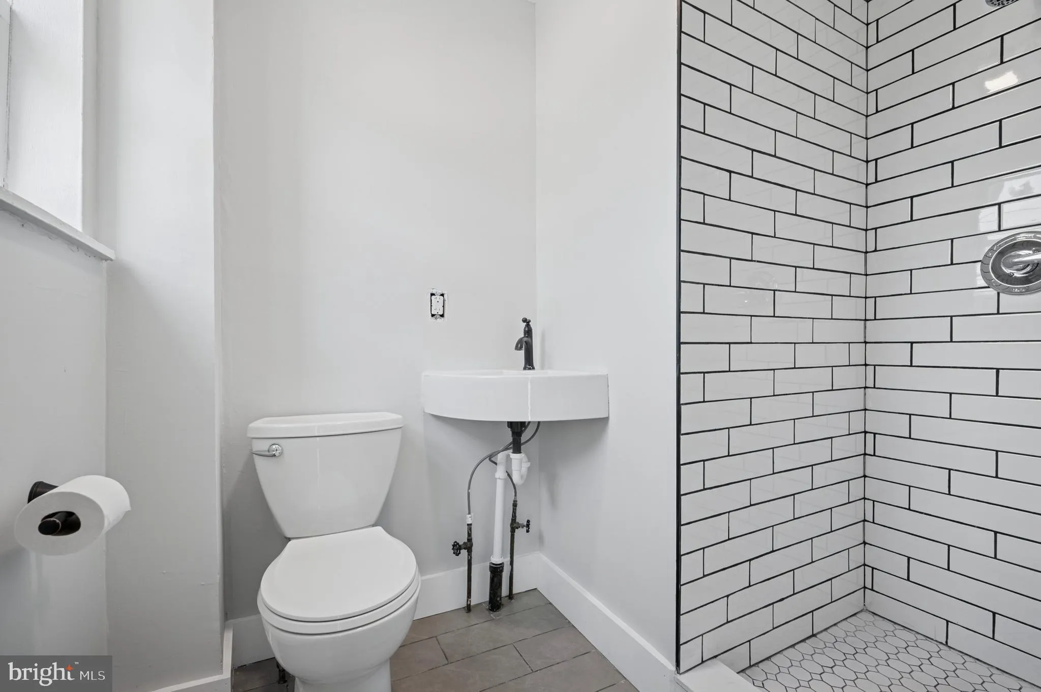 Philadelphia, Pennsylvania 19127, United States, 3 Bedrooms Bedrooms, ,Residential,Active,141006