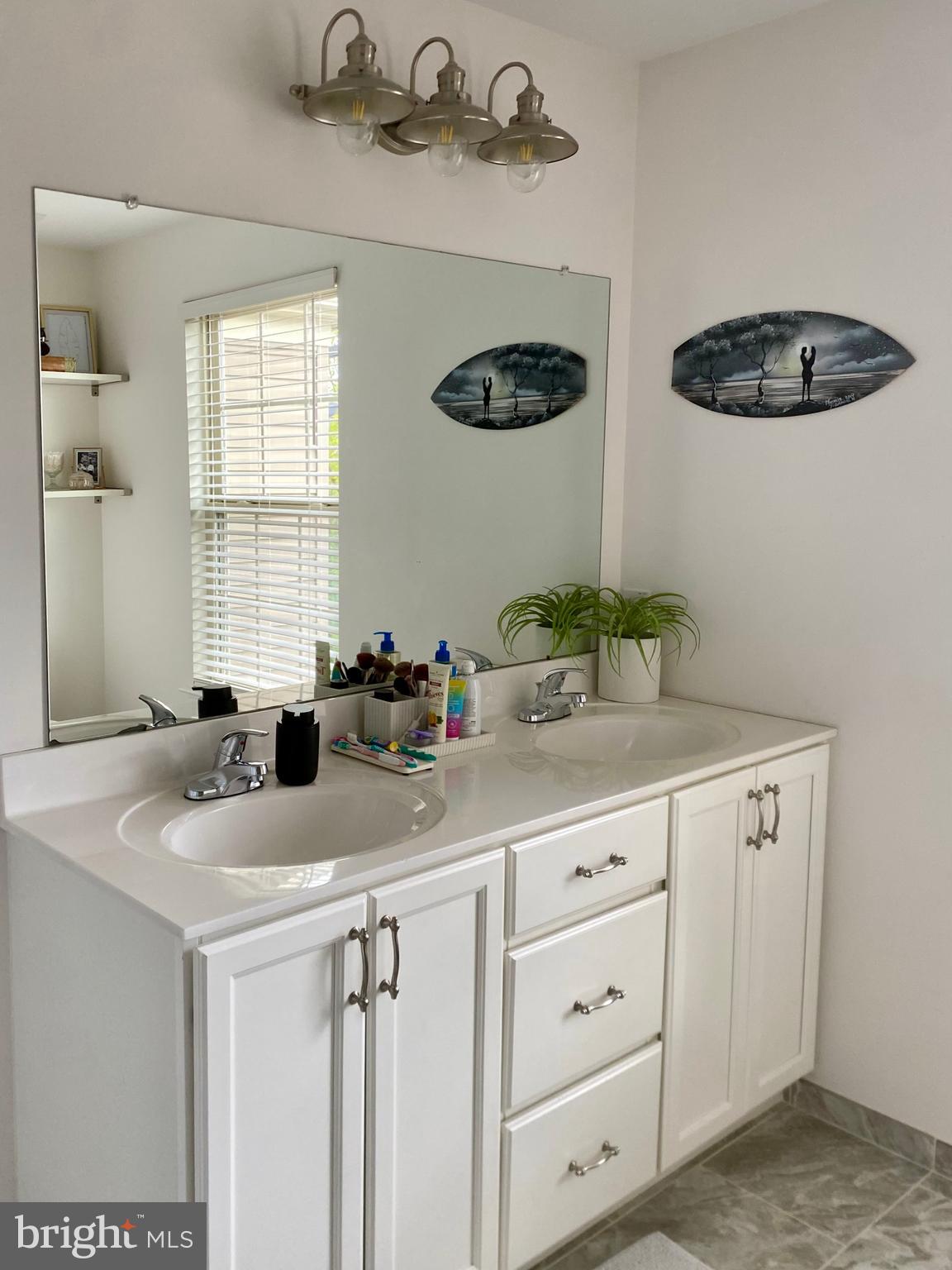 EMERALD POINTE - Residential