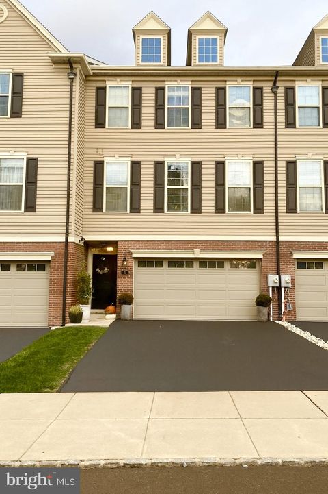 Townhouse For Sale - 70 Platt Place<br/> FEASTERVILLE TREVOSE, PA 19053