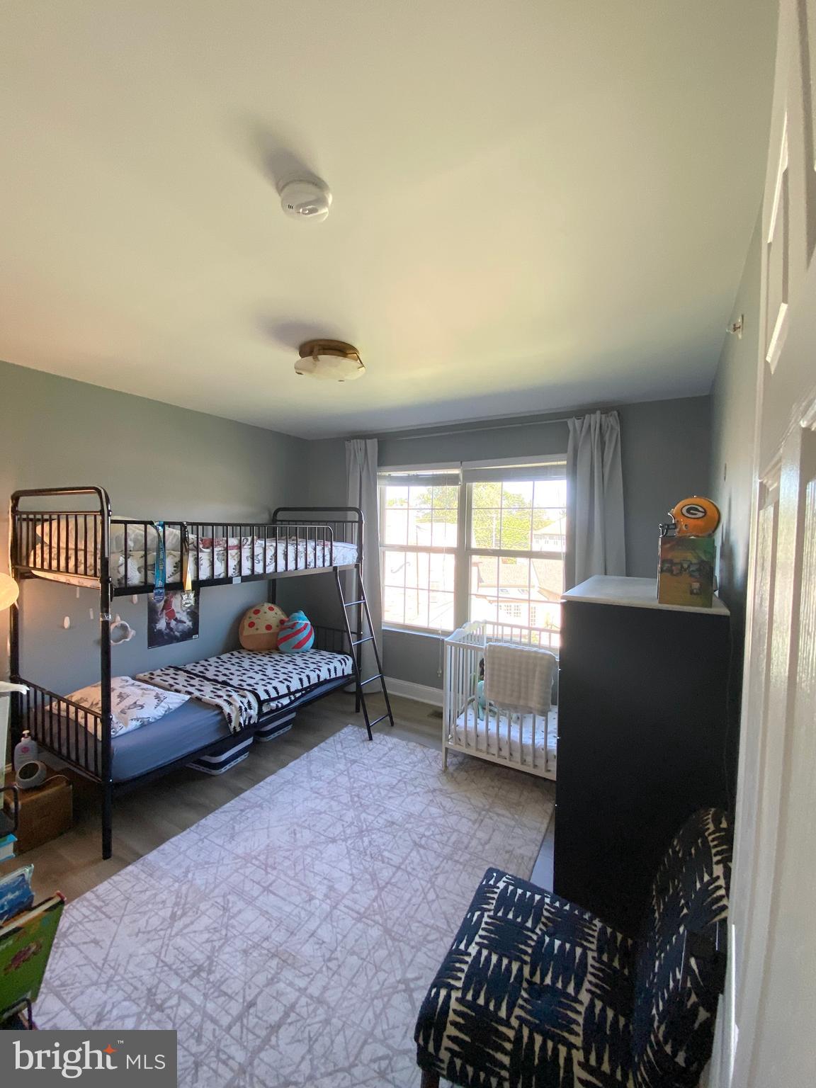 EMERALD POINTE - Residential