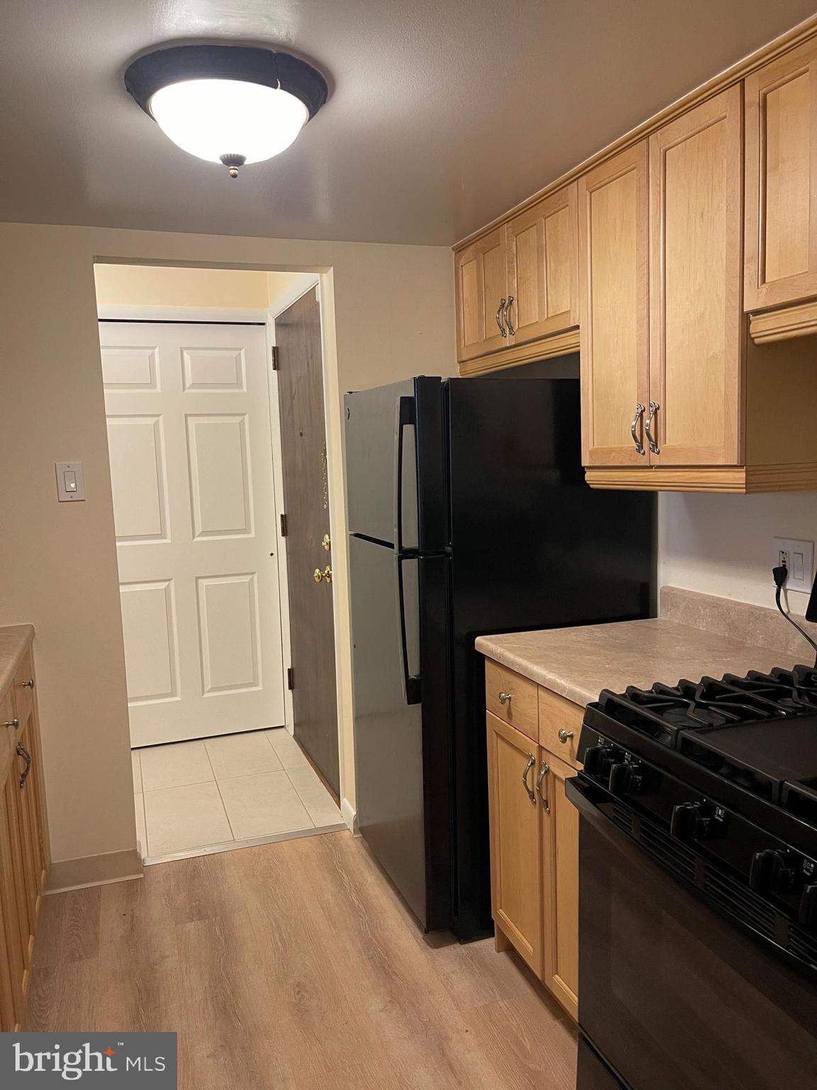GLENHARDIE CONDOS - Residential Lease