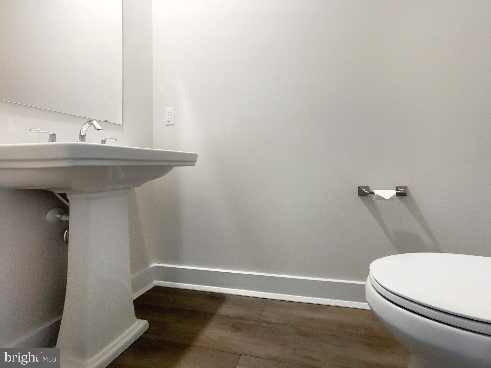 WATERSIDE - Residential