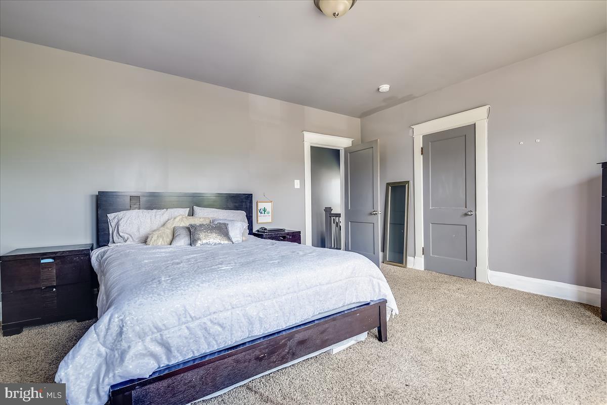 PARKVILLE - Residential