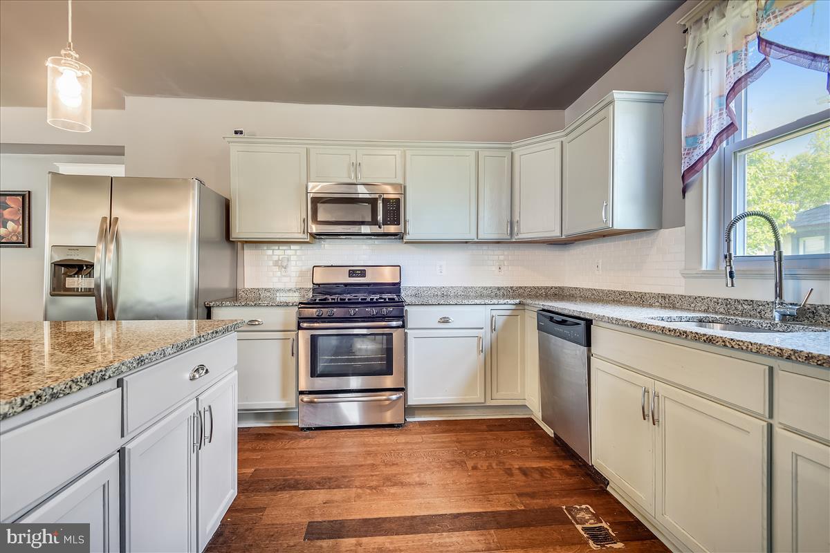 PARKVILLE - Residential