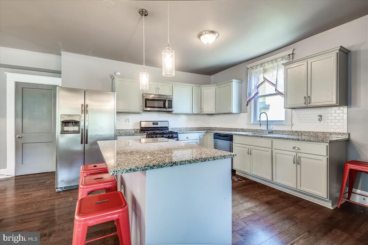 PARKVILLE - Residential