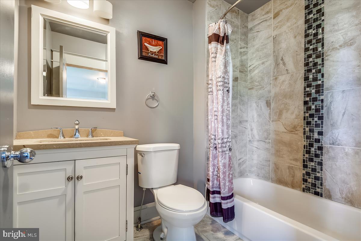 PARKVILLE - Residential