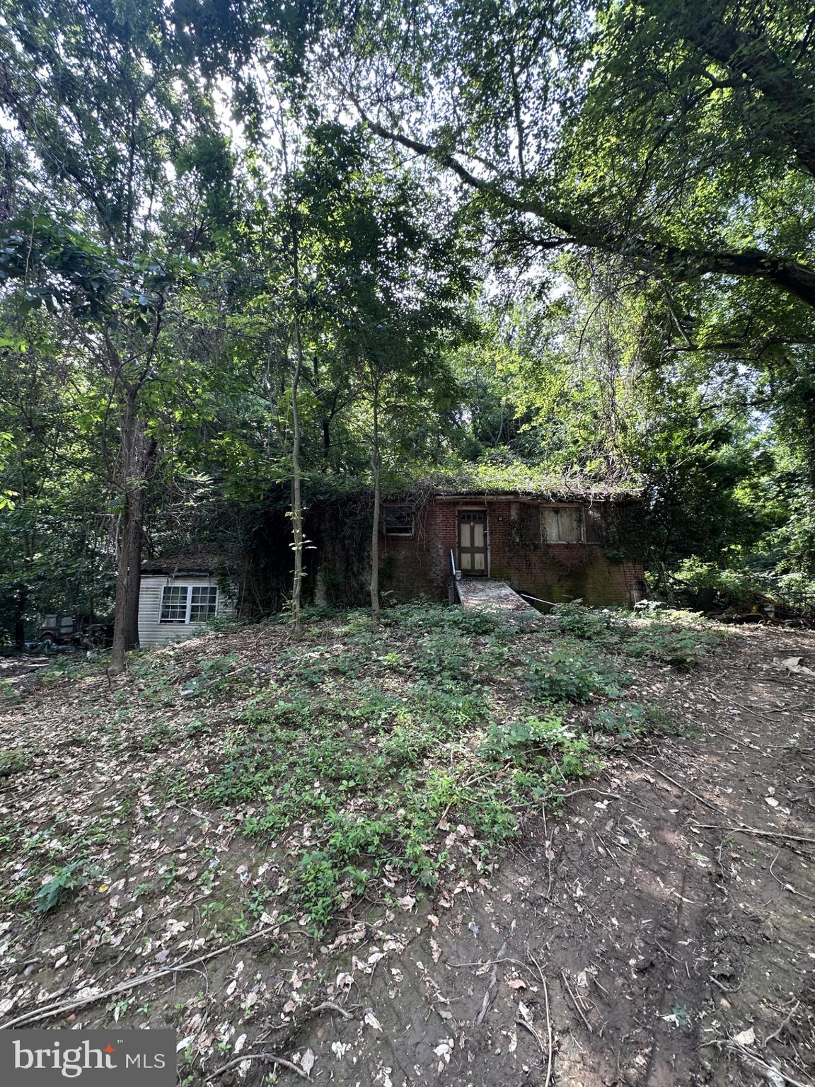 Major rehab needed - 3BR1BA brick rambler