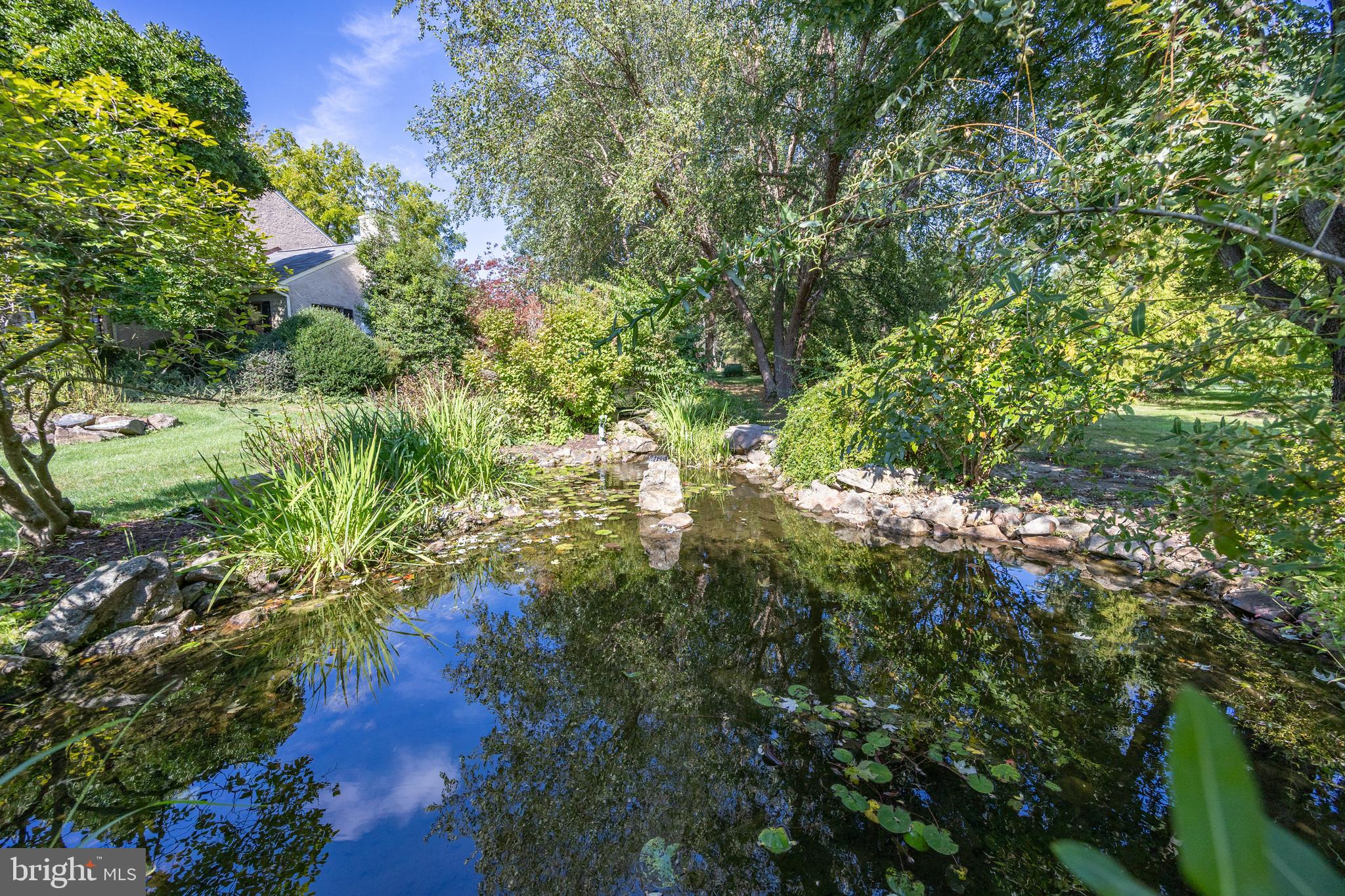 COLONIAL FARMS - Residential