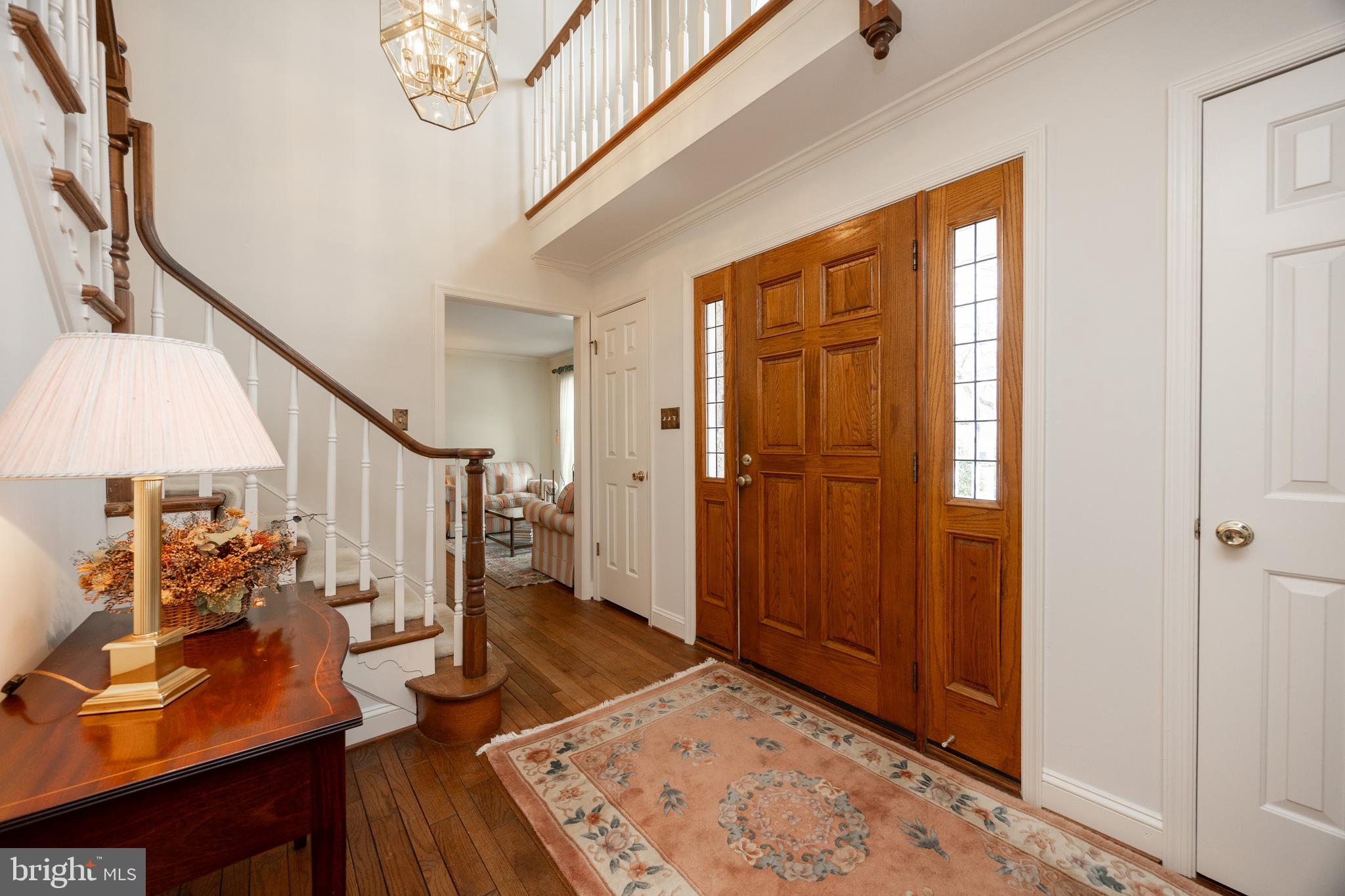 COLONIAL FARMS - Residential