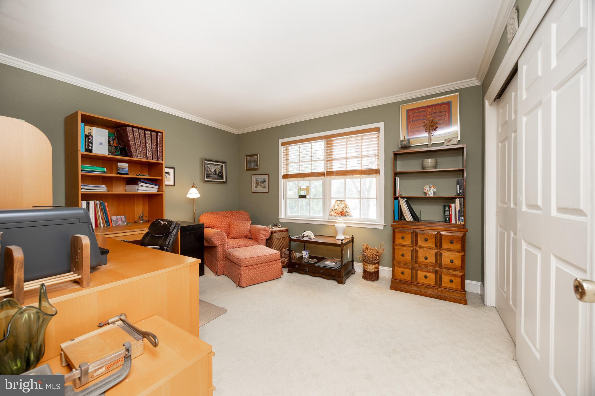 COLONIAL FARMS - Residential