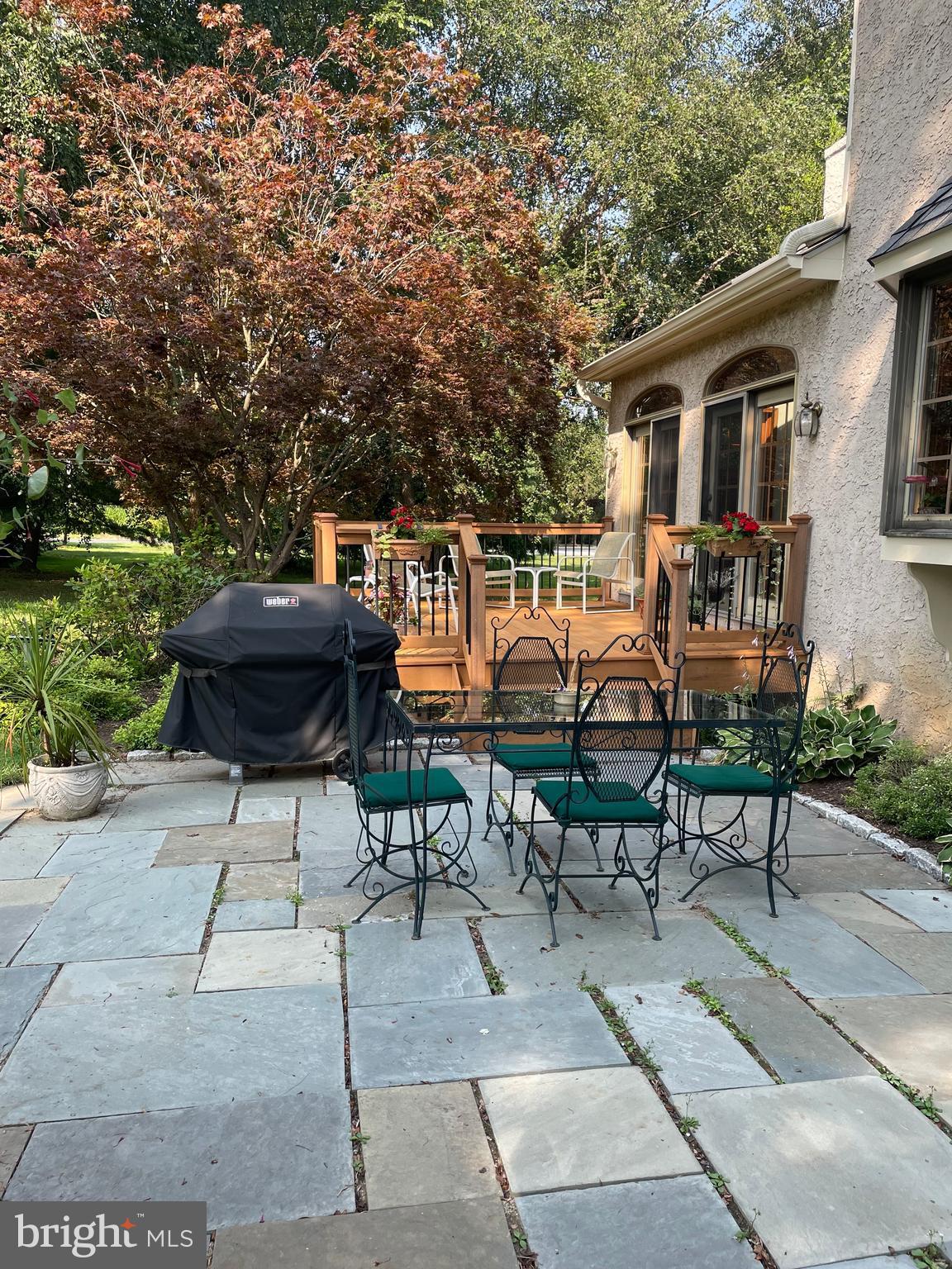 COLONIAL FARMS - Residential