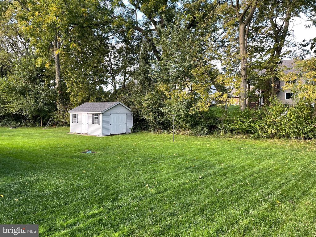 Photo of 4089 Parkside Court, Mount Joy, PA 17552 (MLS # PALA2042258)