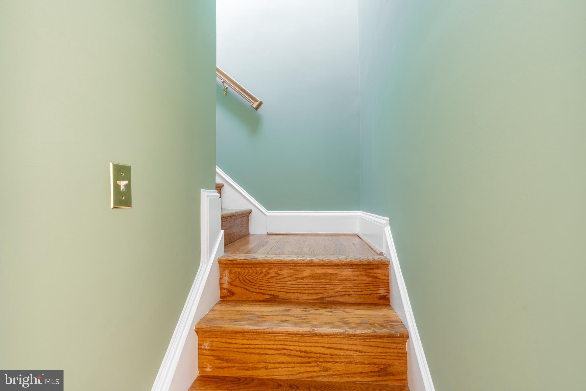 MOUNT PLEASANT - Residential