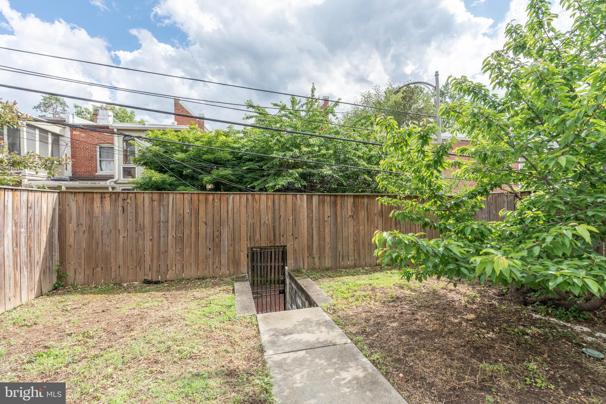 MOUNT PLEASANT - Residential
