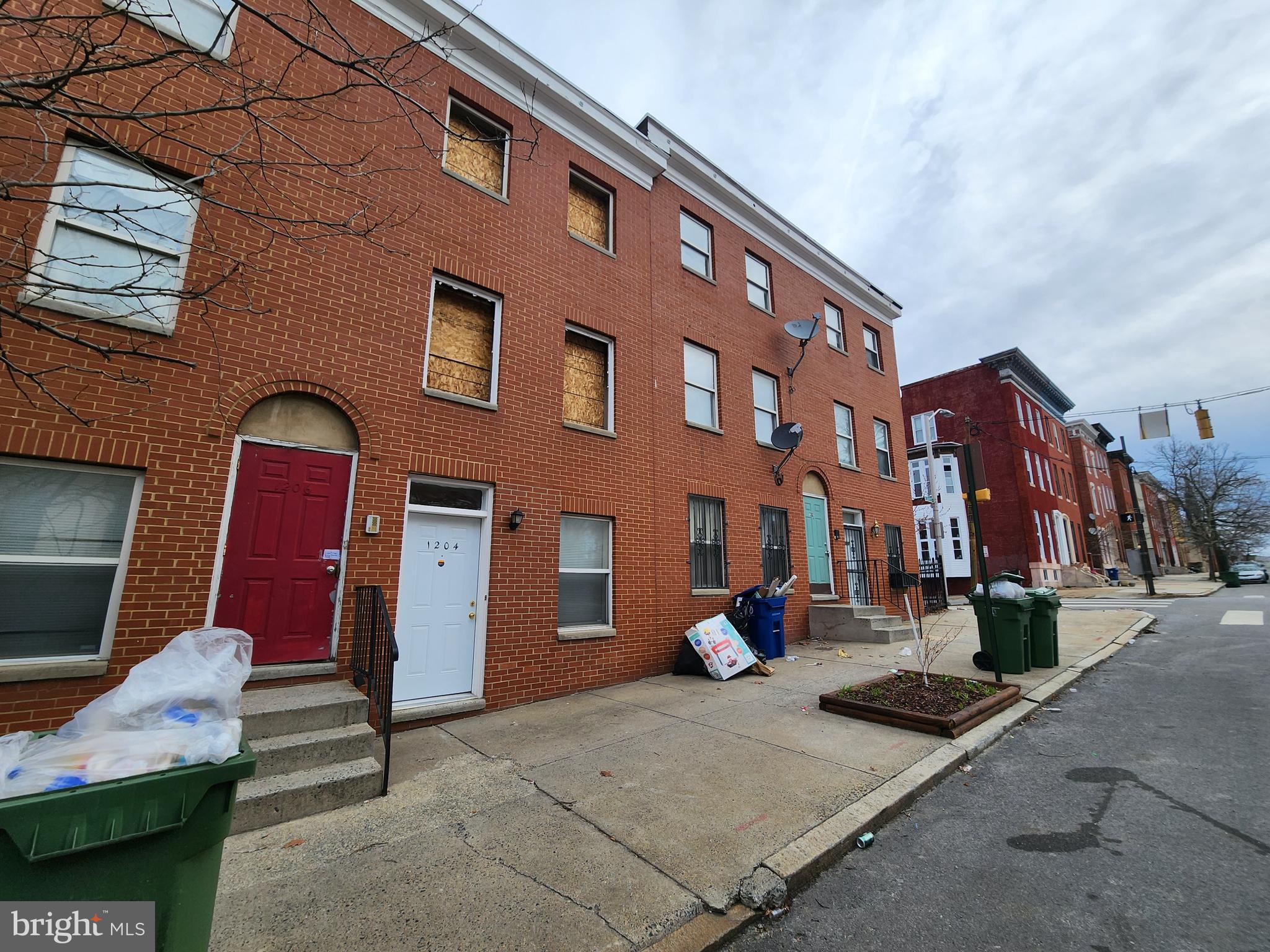 LAFAYETTE SQUARE - Residential