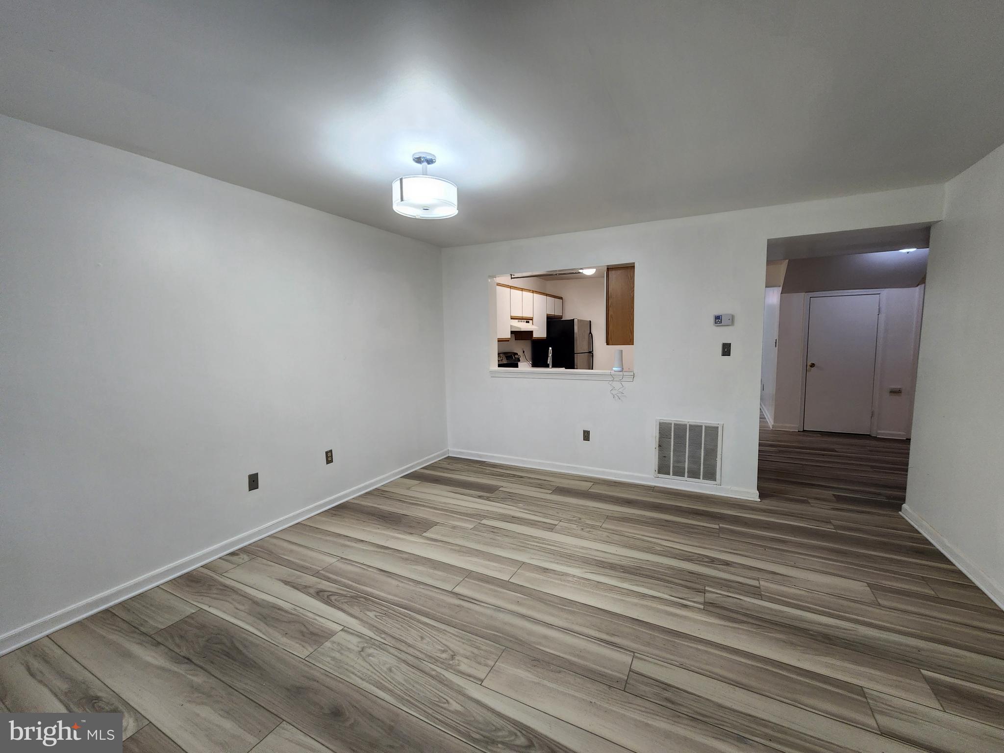 LAFAYETTE SQUARE - Residential