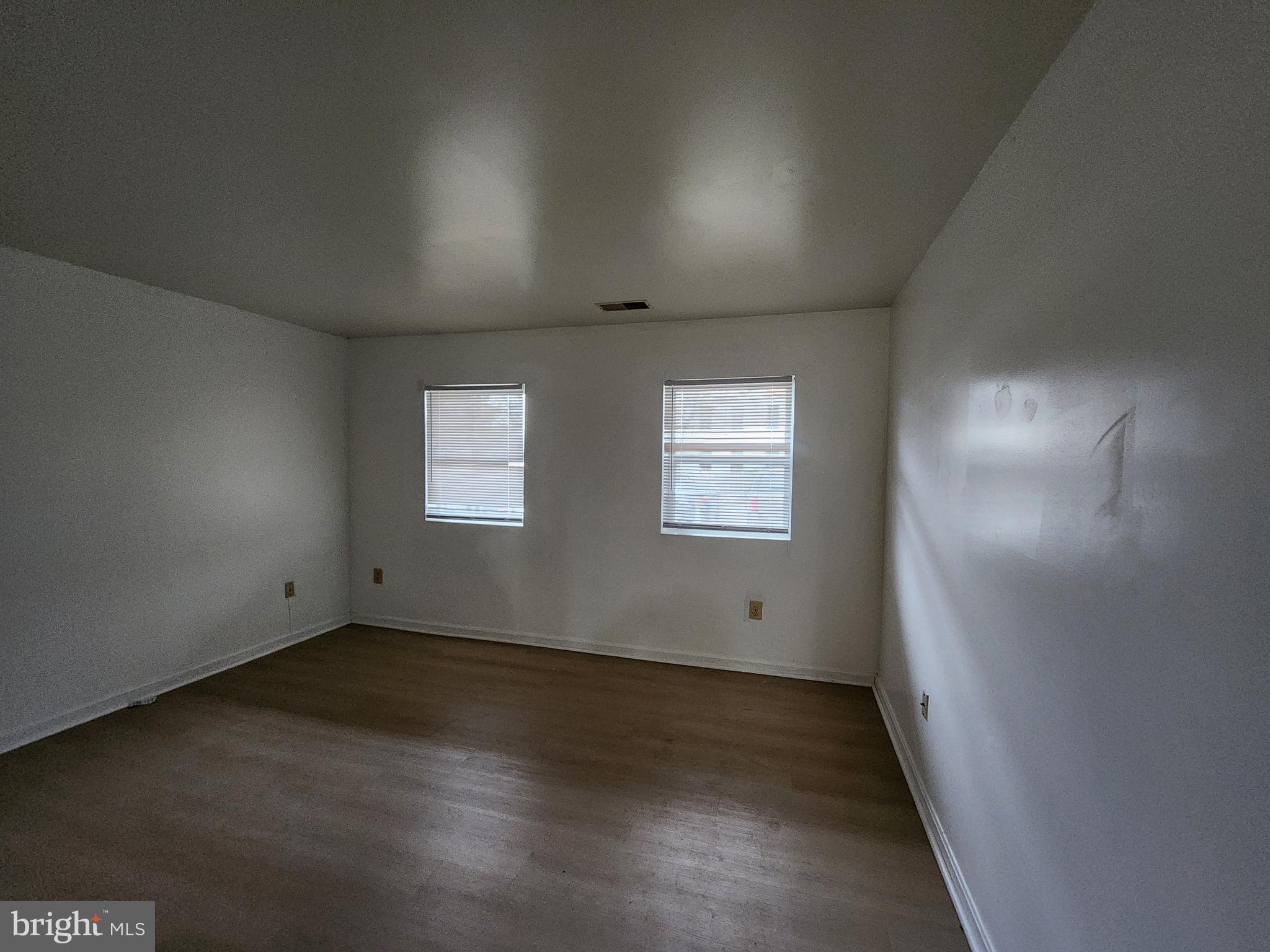 LAFAYETTE SQUARE - Residential