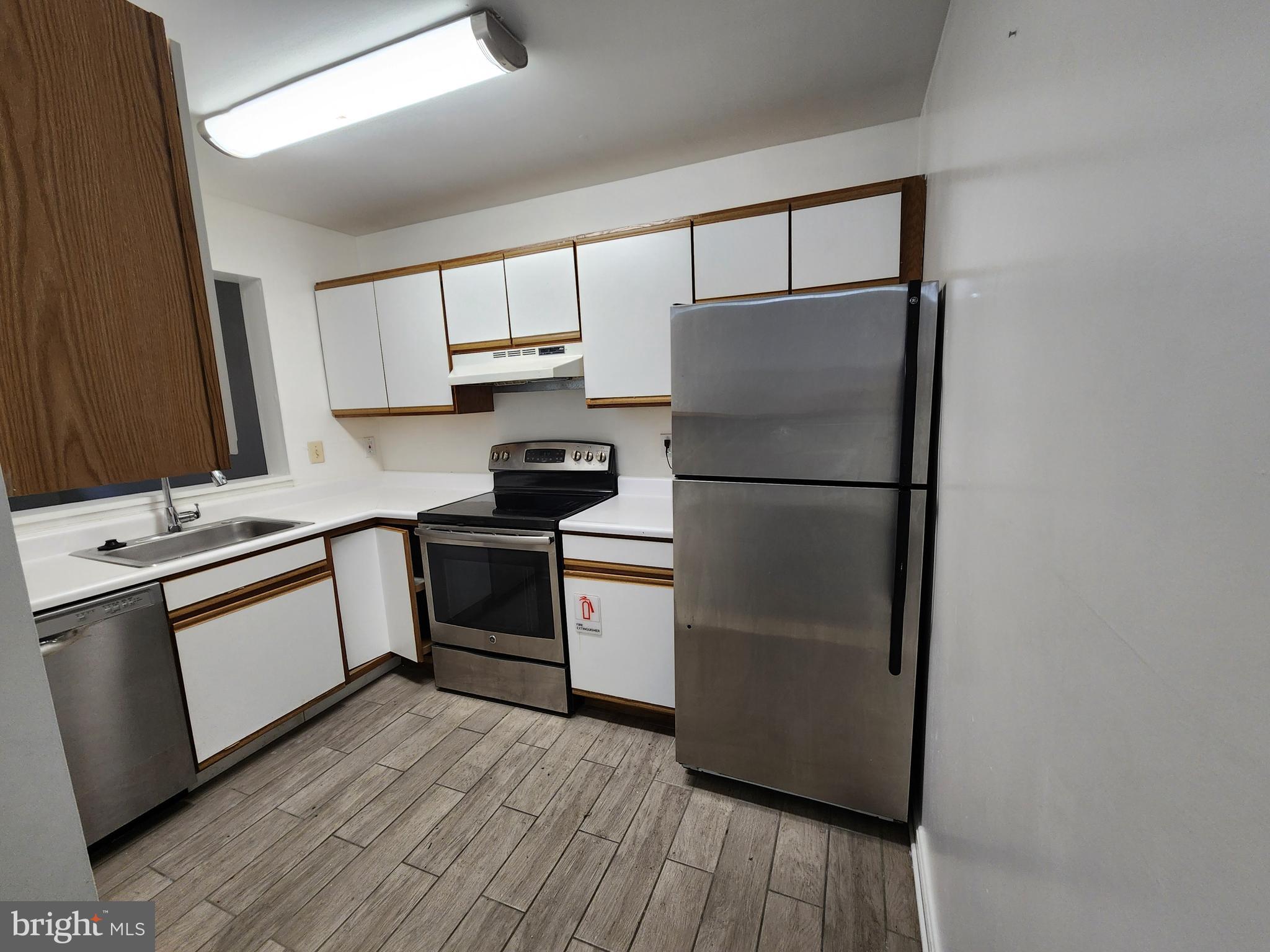 LAFAYETTE SQUARE - Residential