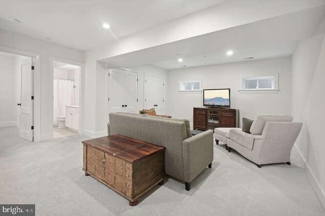 MARTINS ADDITION - Residential