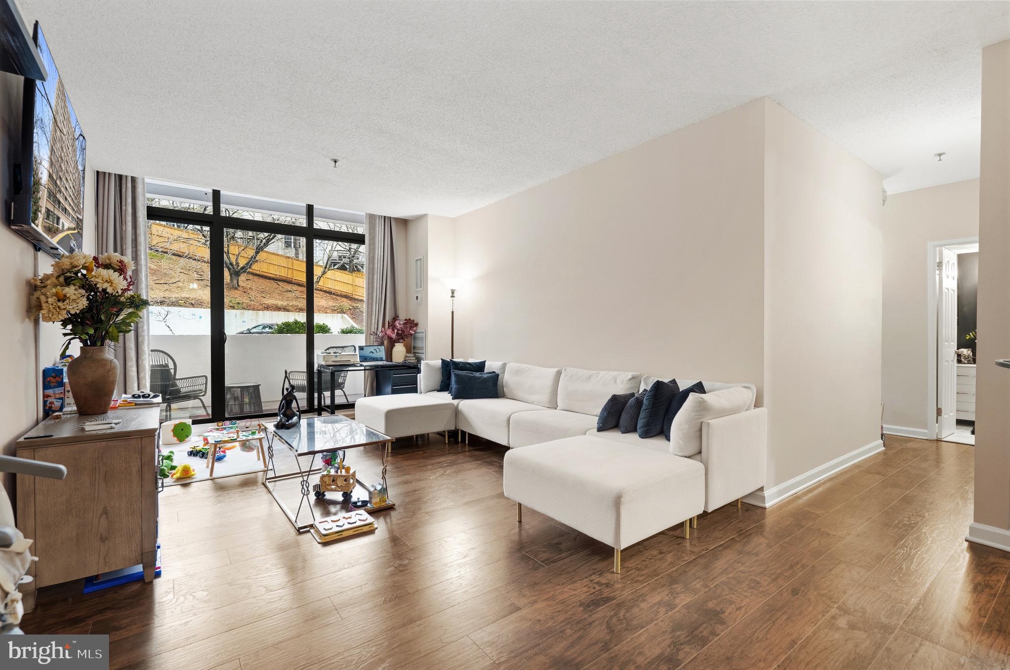 HIGHPOINTE - Residential