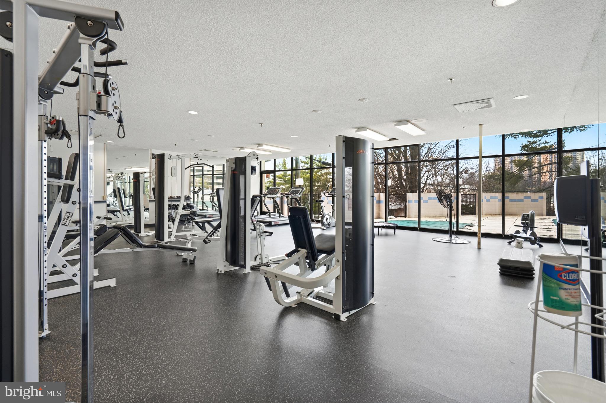 HIGHPOINTE - Residential