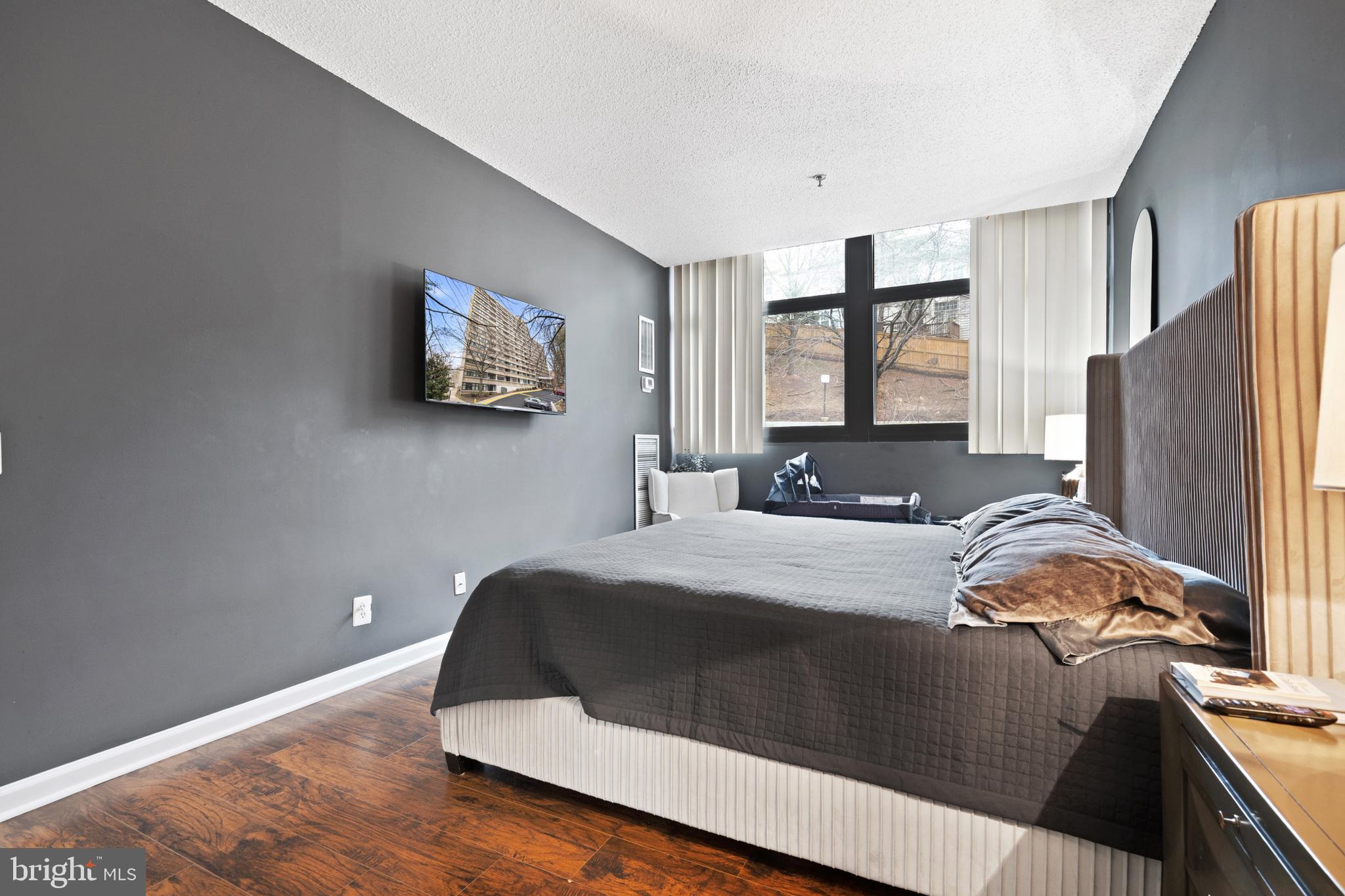 HIGHPOINTE - Residential