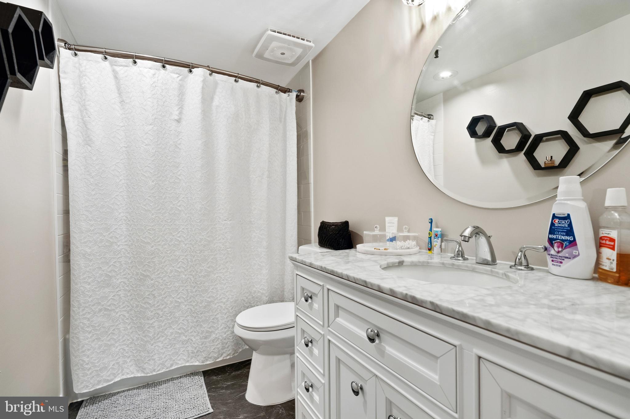 HIGHPOINTE - Residential