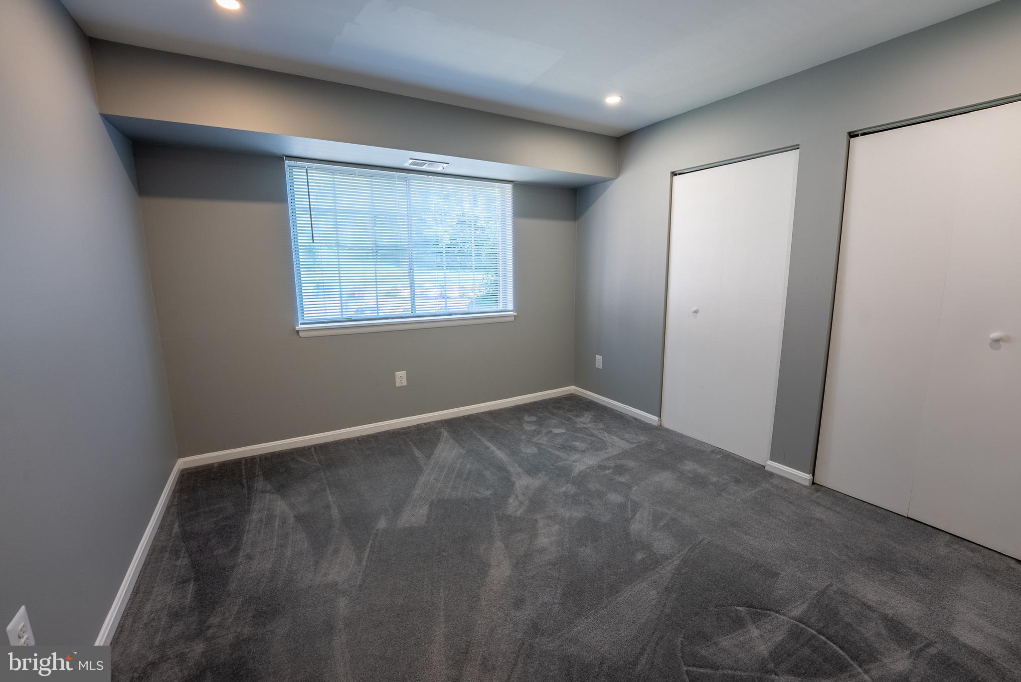 RIVER TERRACE - Residential Lease