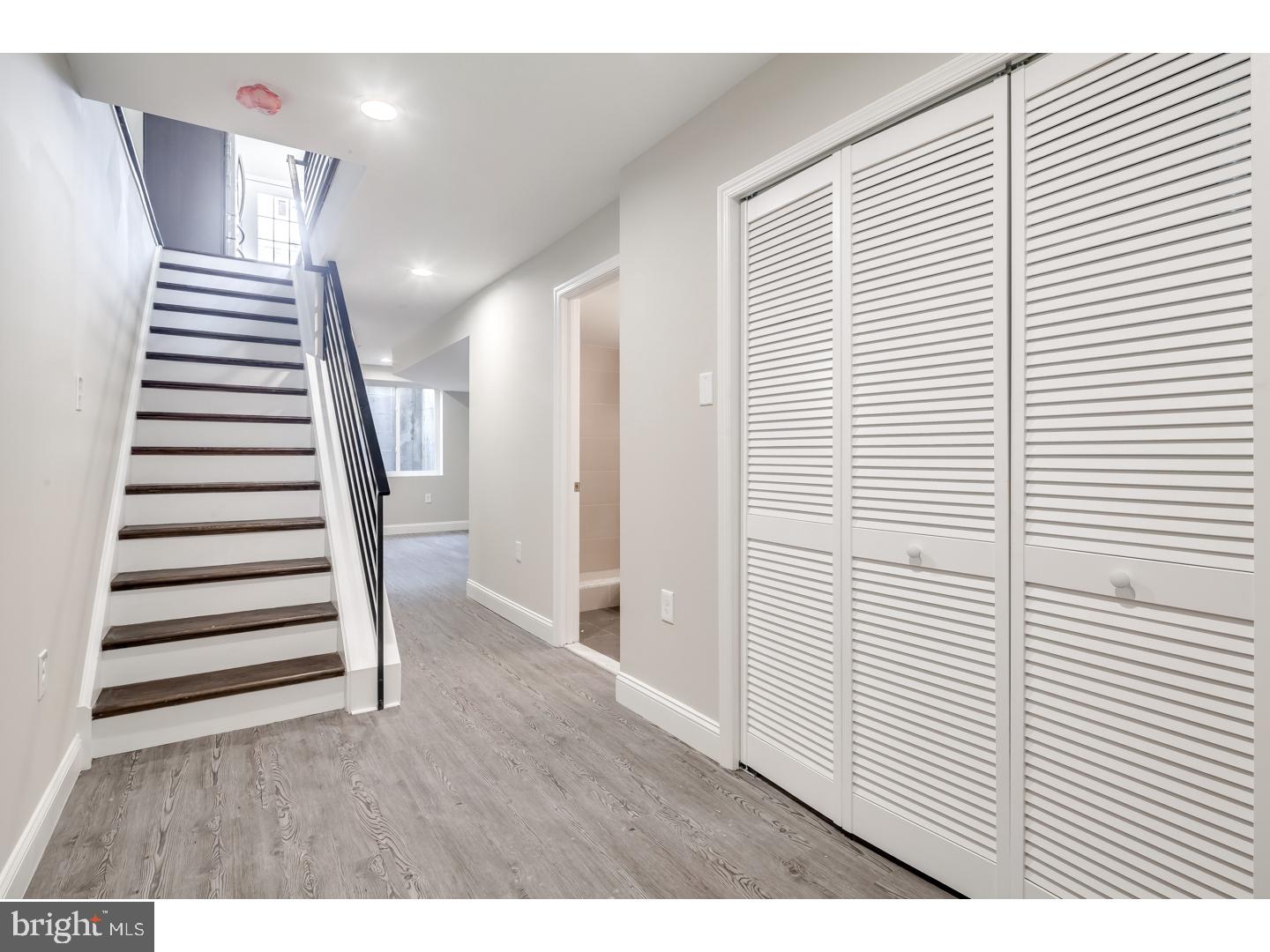 OLDE KENSINGTON - Residential