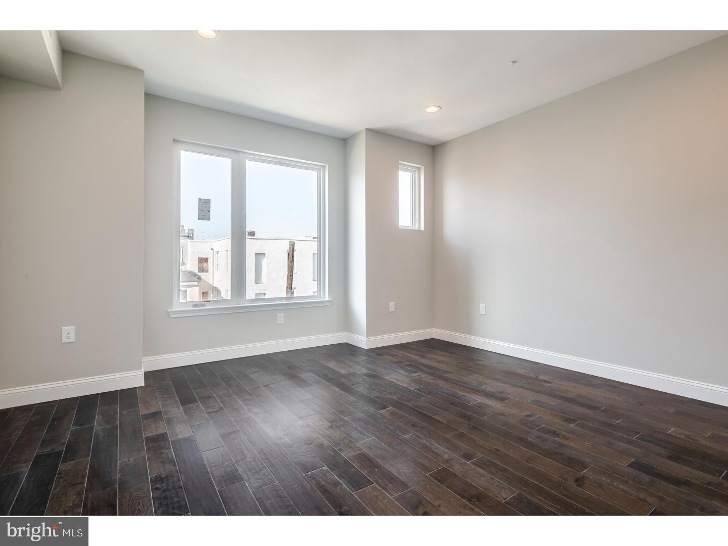 OLDE KENSINGTON - Residential