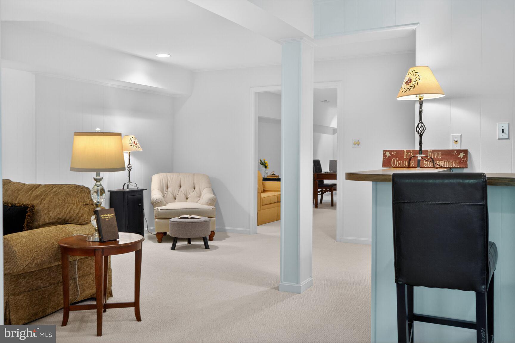 THE SINGING WOODS - Residential