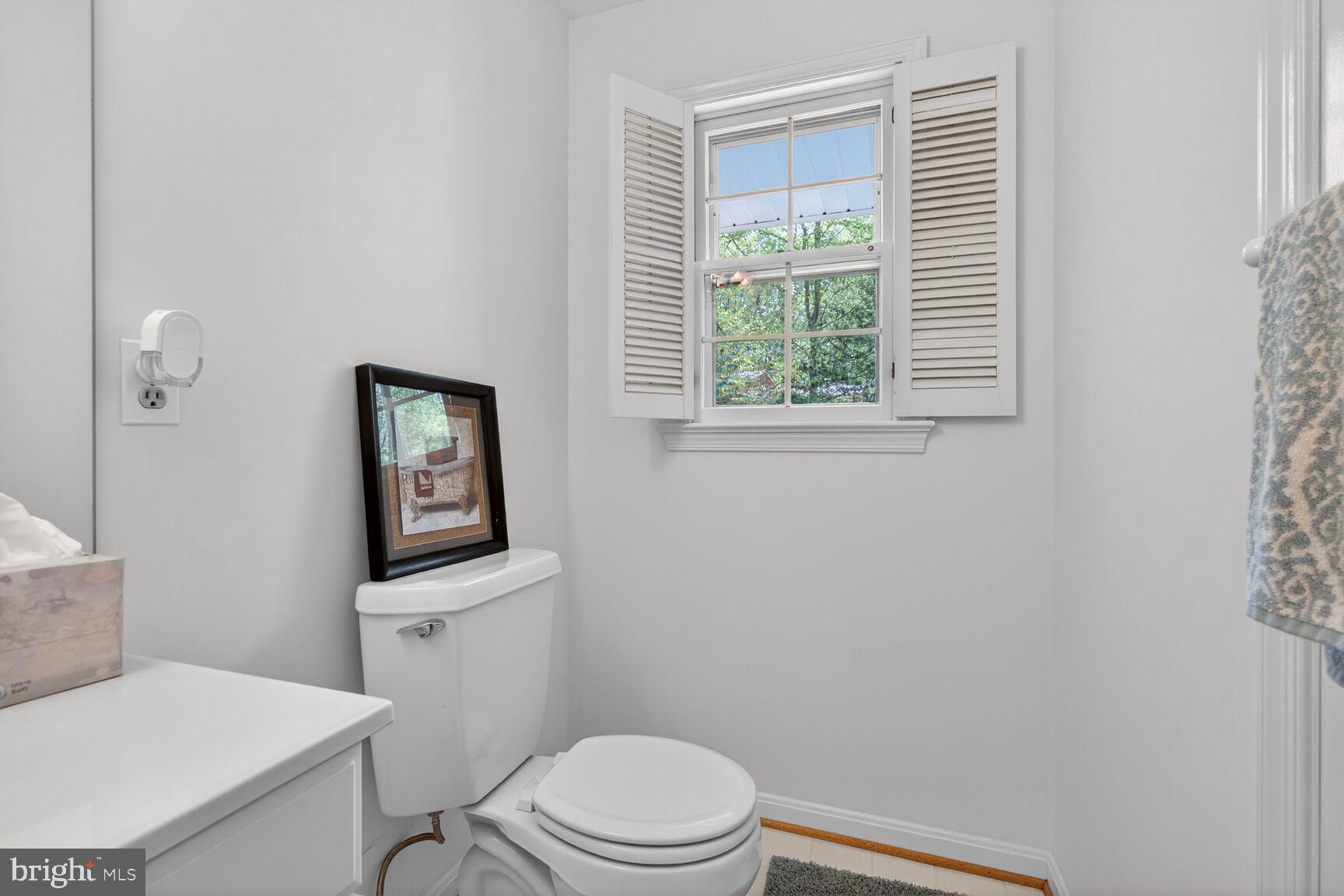 THE SINGING WOODS - Residential