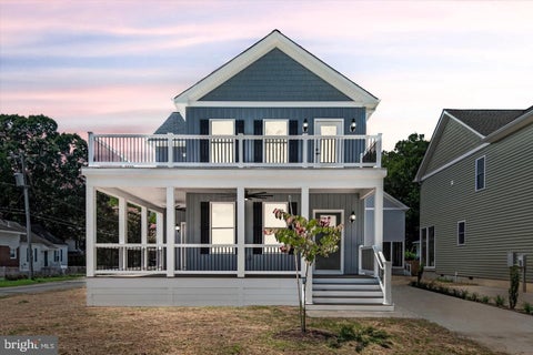 Homes For Sale - 700 Taggart Street<br/> COLONIAL BEACH, VA 22443