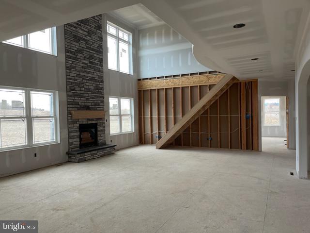 GREEN VALLEY CROSS - Residential