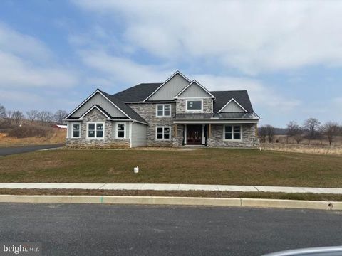 11 FIORINO WAY 1 SINKING SPRING PA 19608