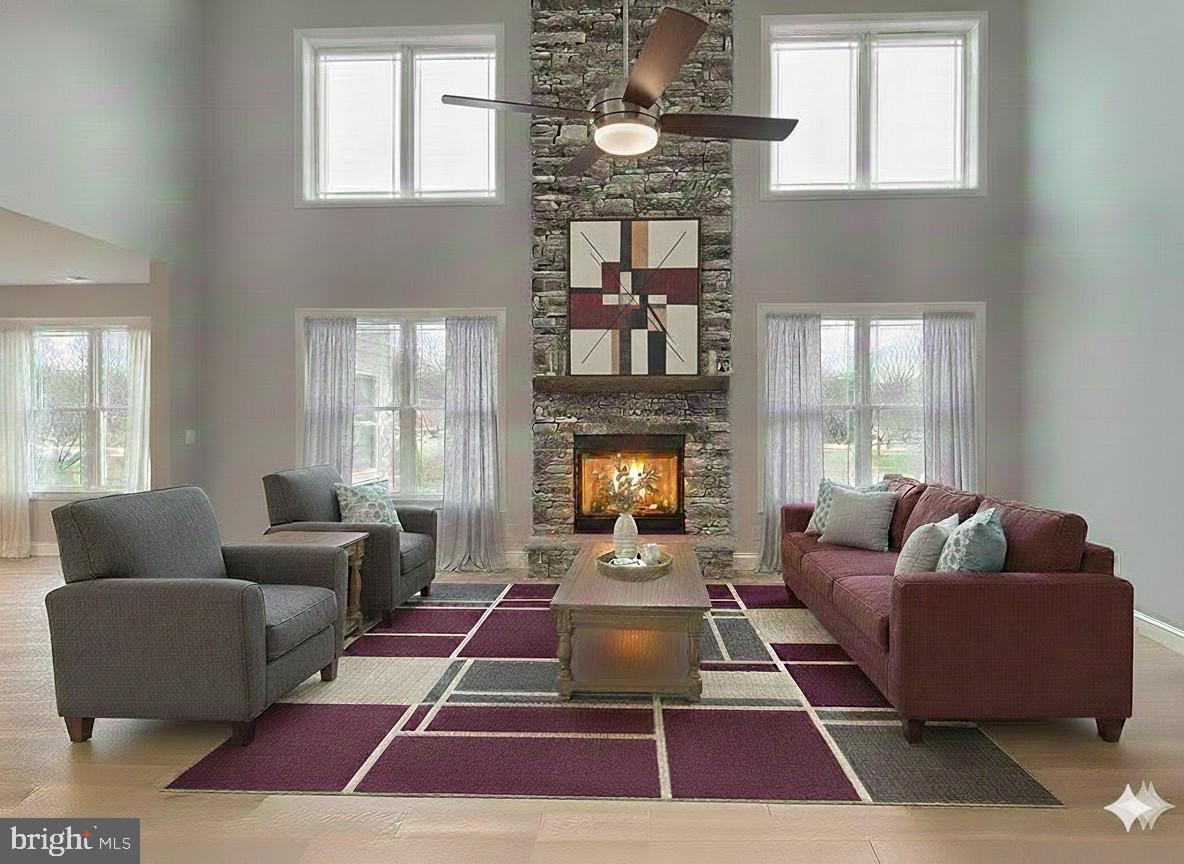 GREEN VALLEY CROSS - Residential