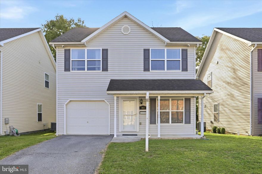 This commuter-friendly home is conveniently located just minutes to I-70/I-81 and is within walking distance to the area's top family-friendly facilities such as the Hagerstown Ice Rink, Pet Park, Pangborn Park, and Hagerstown Fairgrounds, along with several scenic walking trails and a multitude of other city activities.