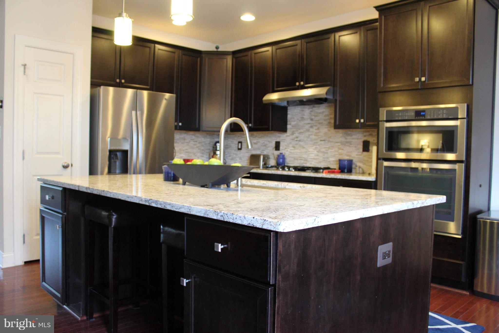 LOUDOUN VALLEY ESTATES 2 - Residential