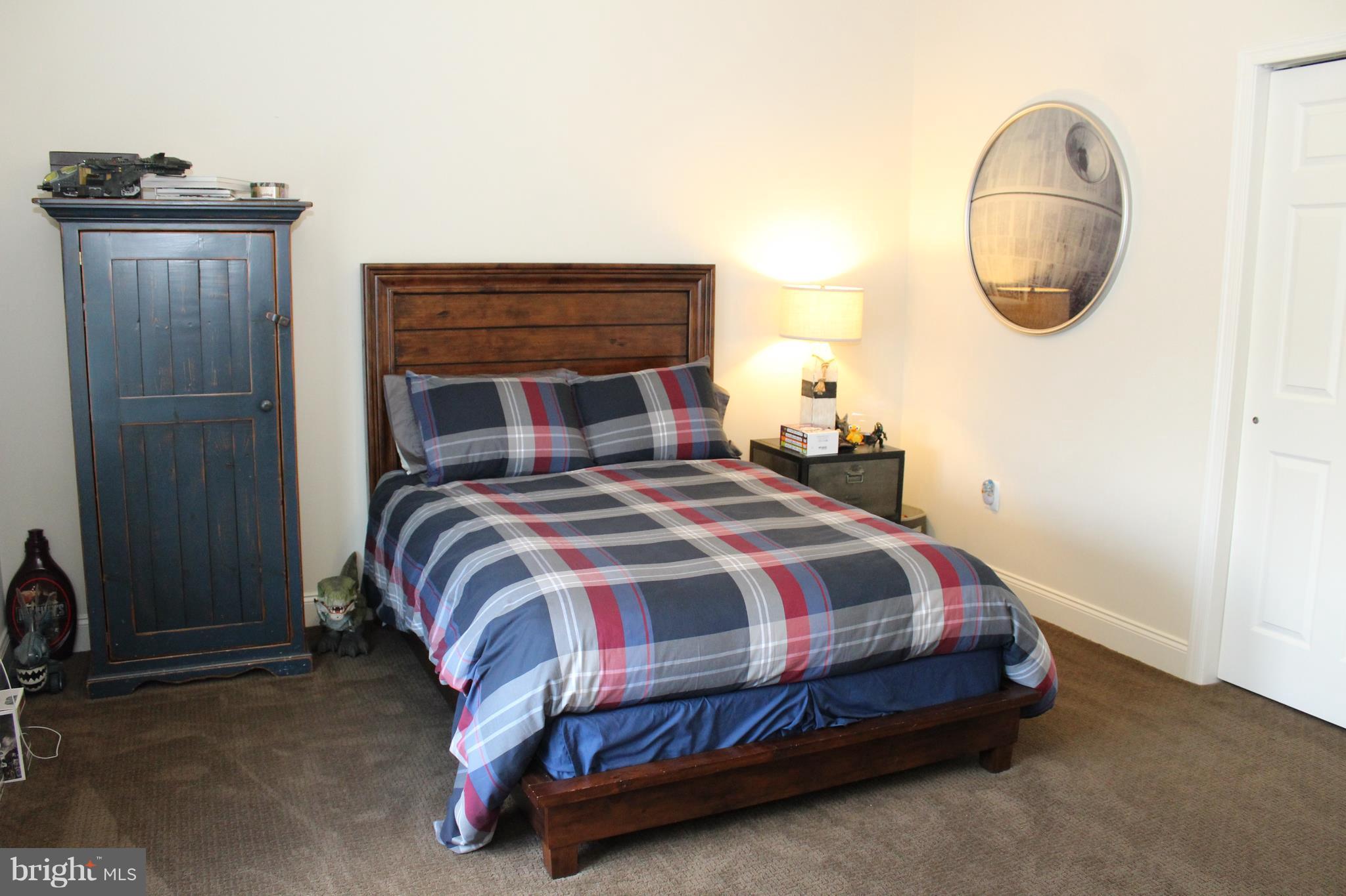 LOUDOUN VALLEY ESTATES 2 - Residential