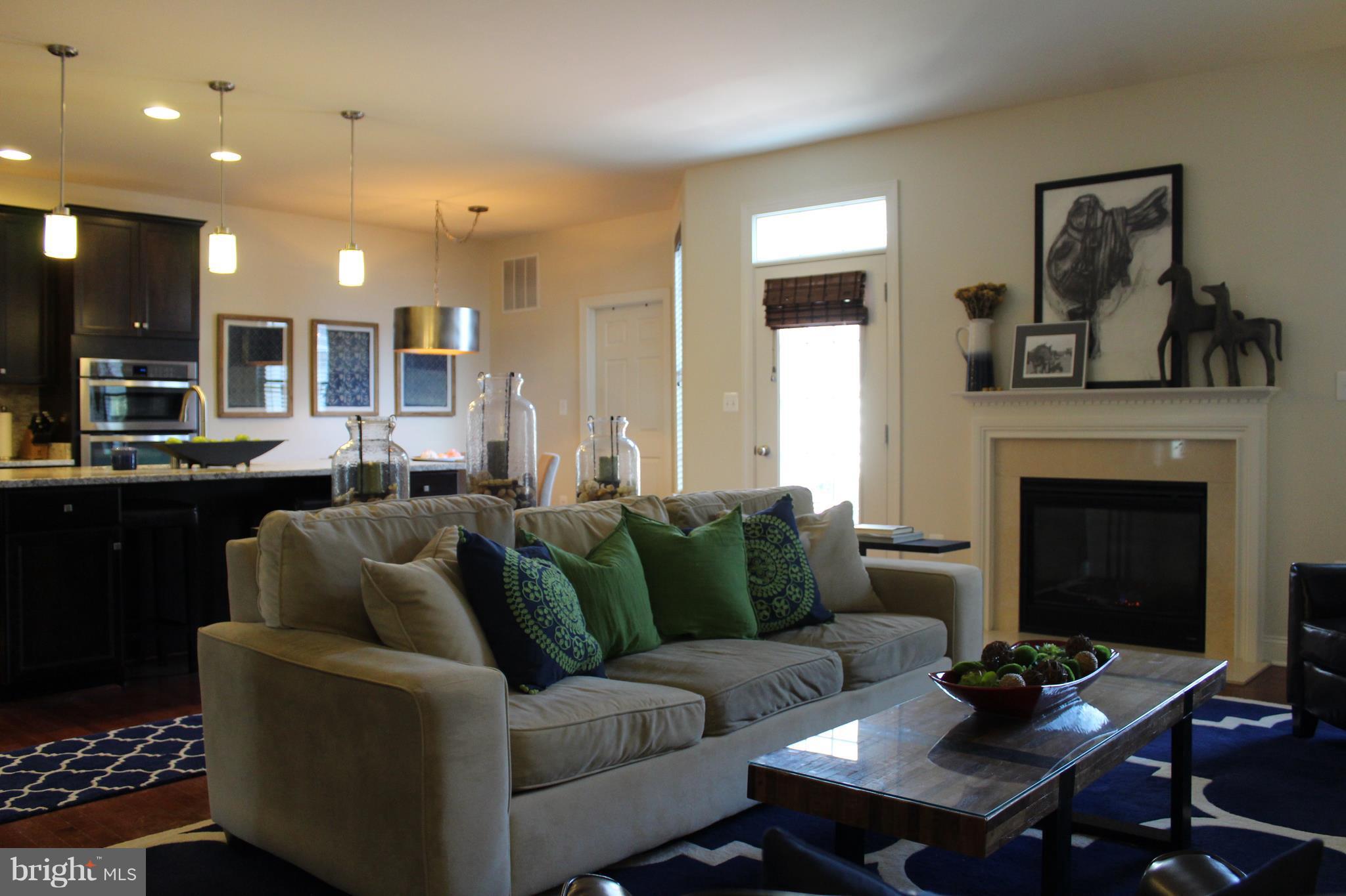 LOUDOUN VALLEY ESTATES 2 - Residential