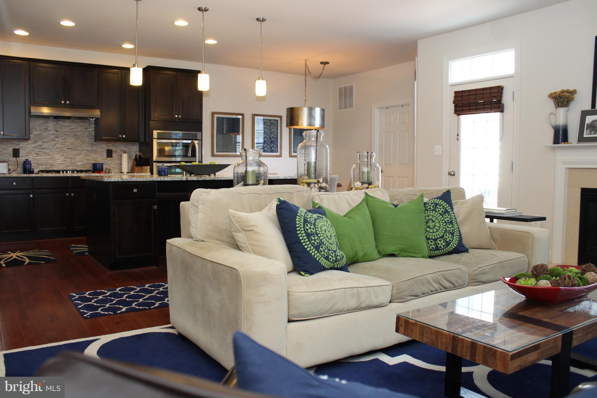 LOUDOUN VALLEY ESTATES 2 - Residential