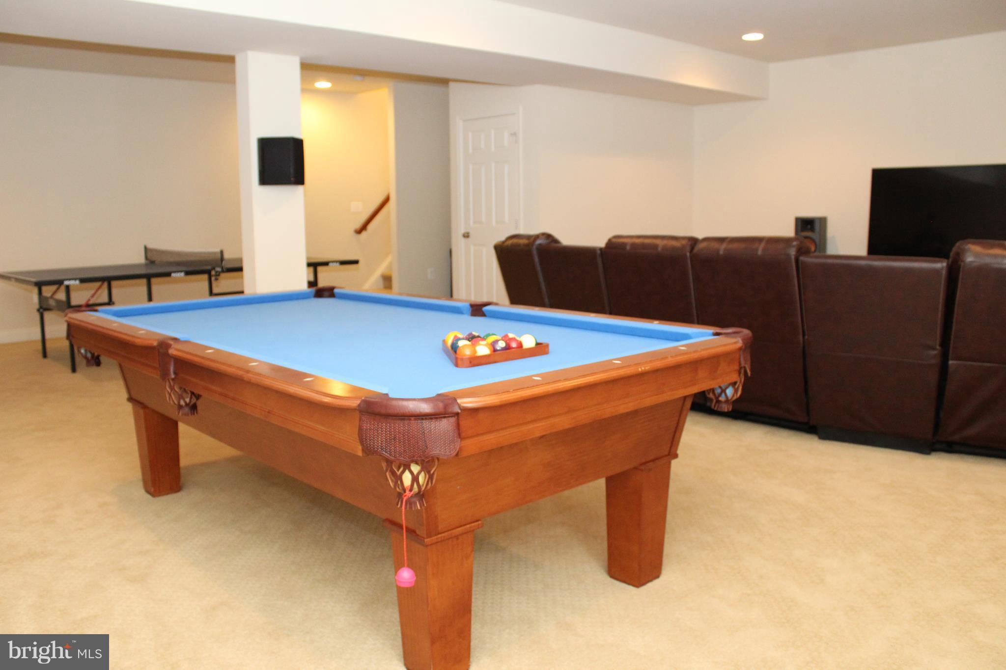 LOUDOUN VALLEY ESTATES 2 - Residential